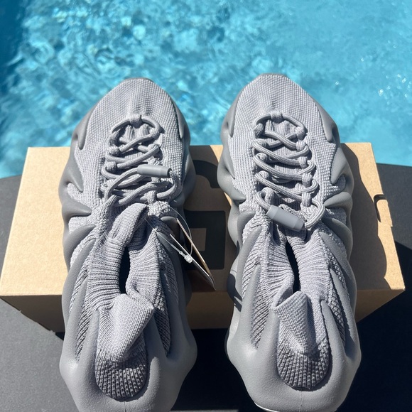 Adidas Yeezy 450 grey size 9.5 main image 4
